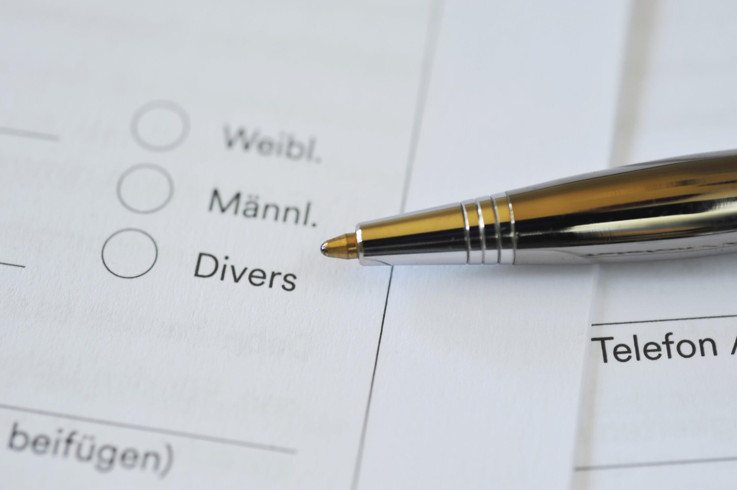 Form: female, male, divers